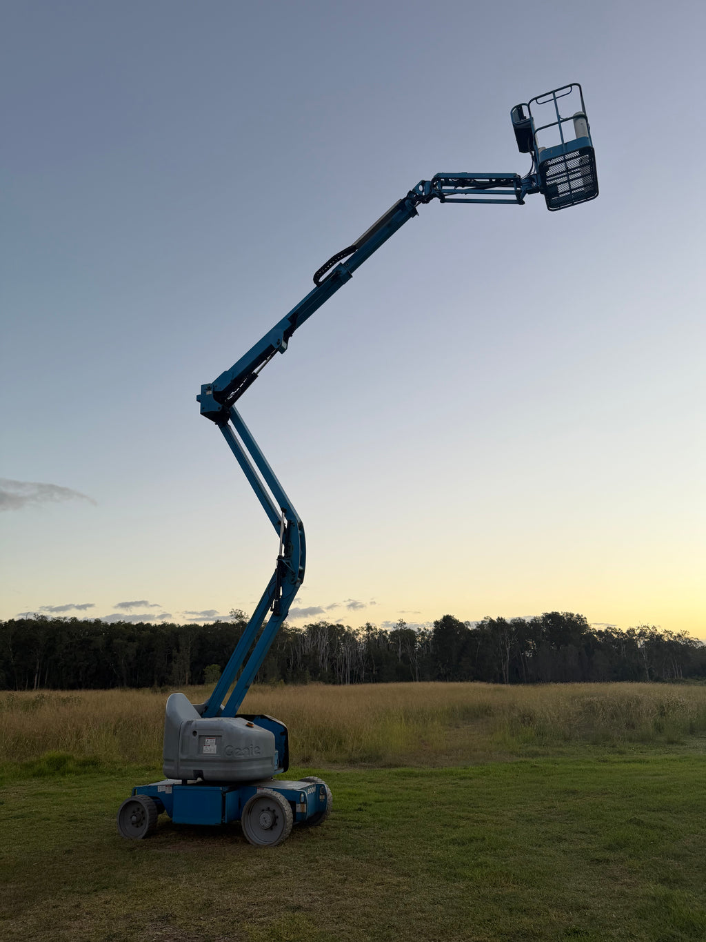 2016 Genie EWP Z40/23 NRJ Electric Knuckle Boom