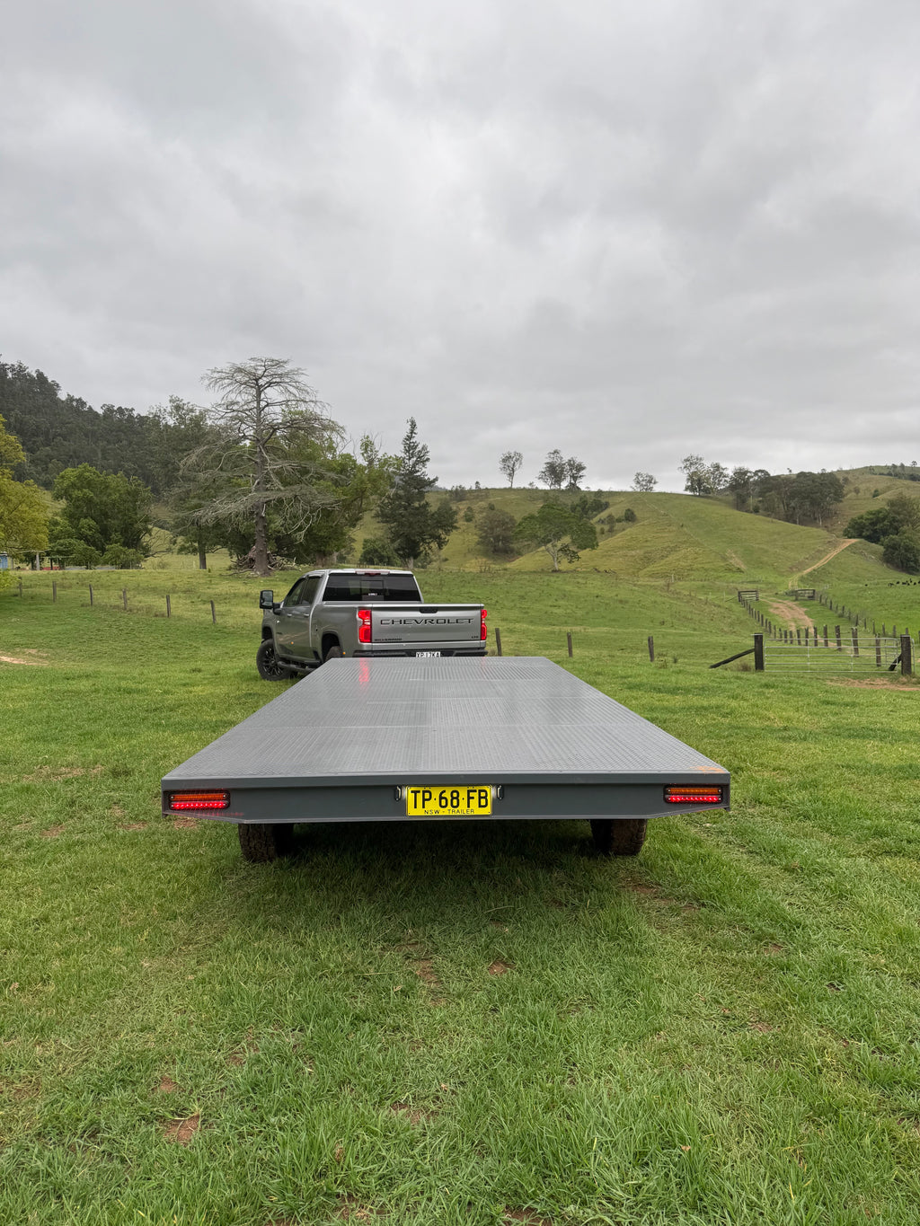 2026 CVHI Tri-axle Flat Top Trailer 4.5t ATM