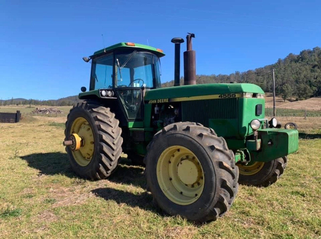 1990 John Deere 4555