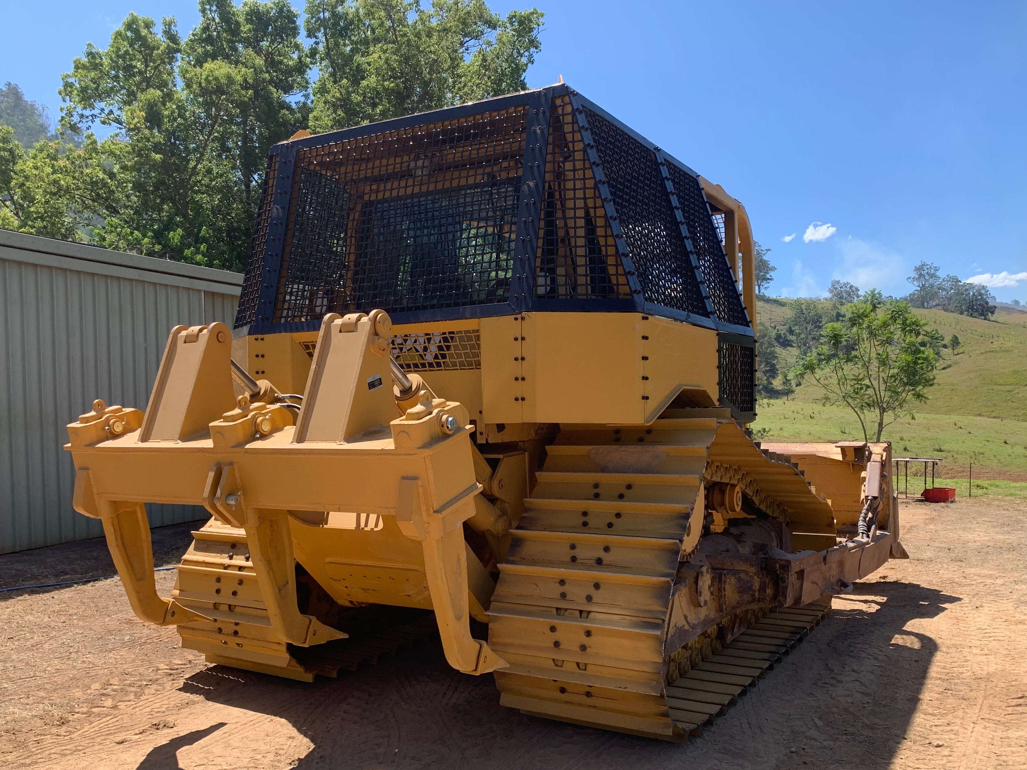 2011 Forestry-Equipped CAT D6R LGP
