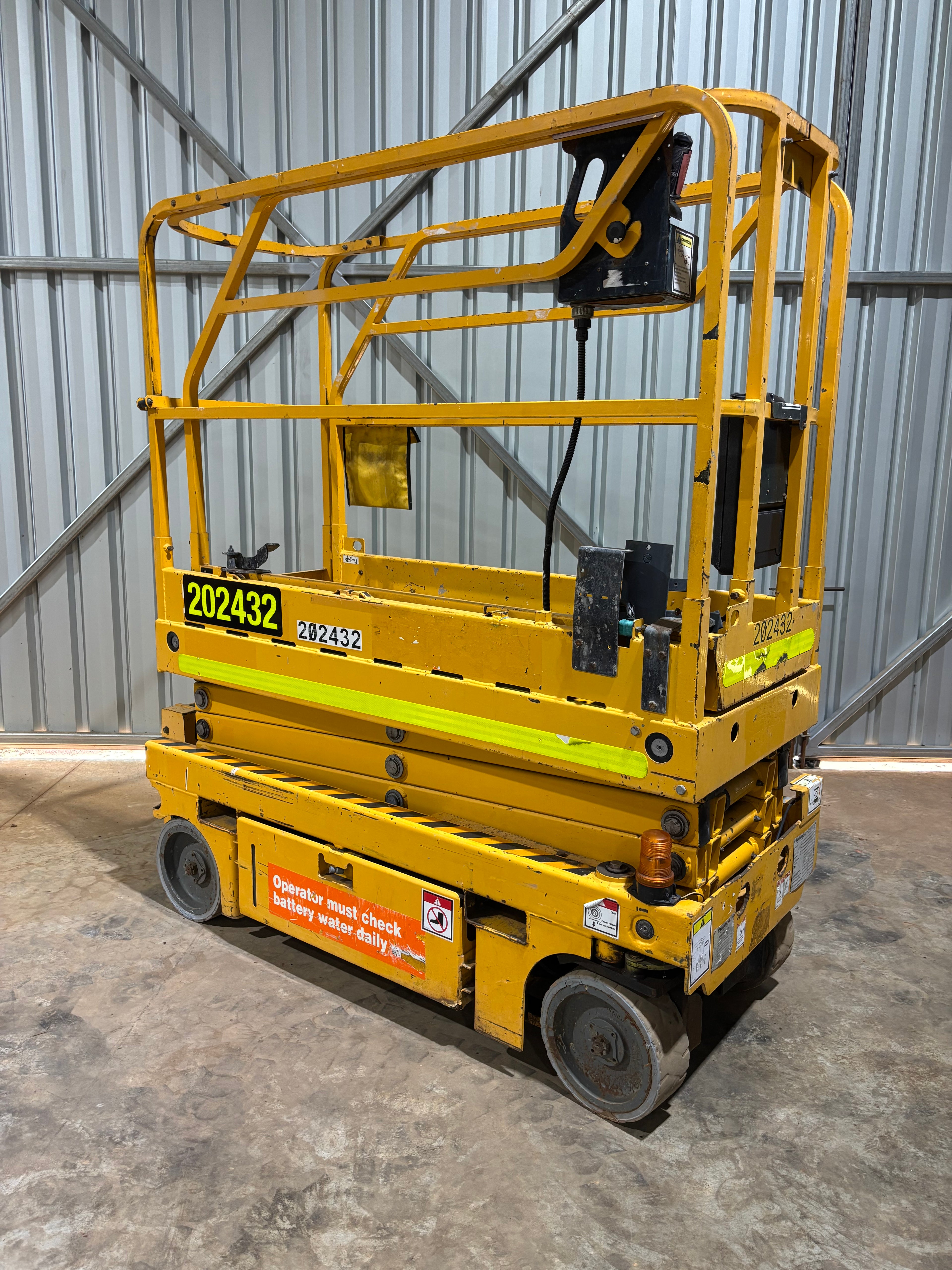 2015 Haulotte Optimum 8 Scissor Lift