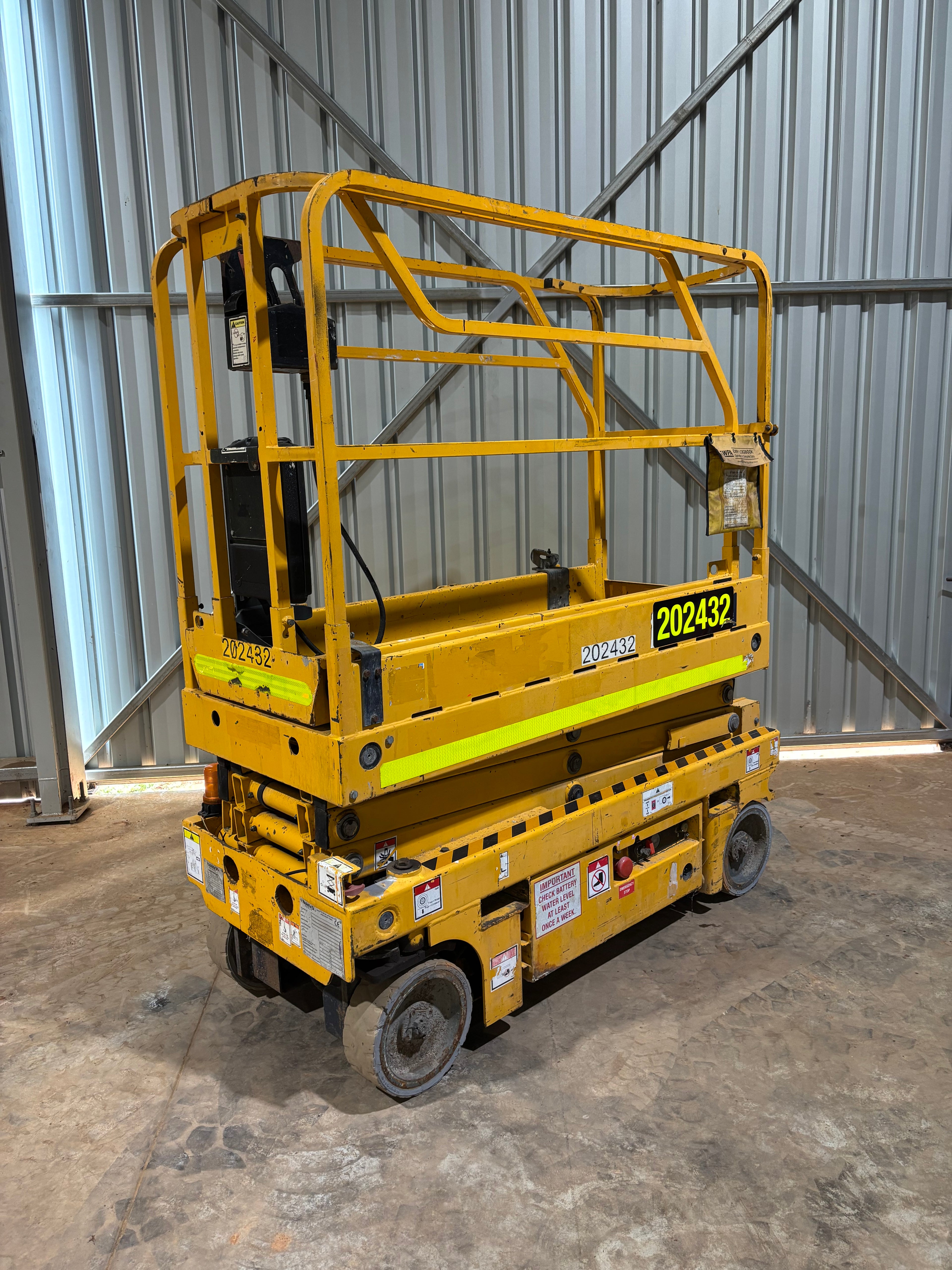 2015 Haulotte Optimum 8 Scissor Lift