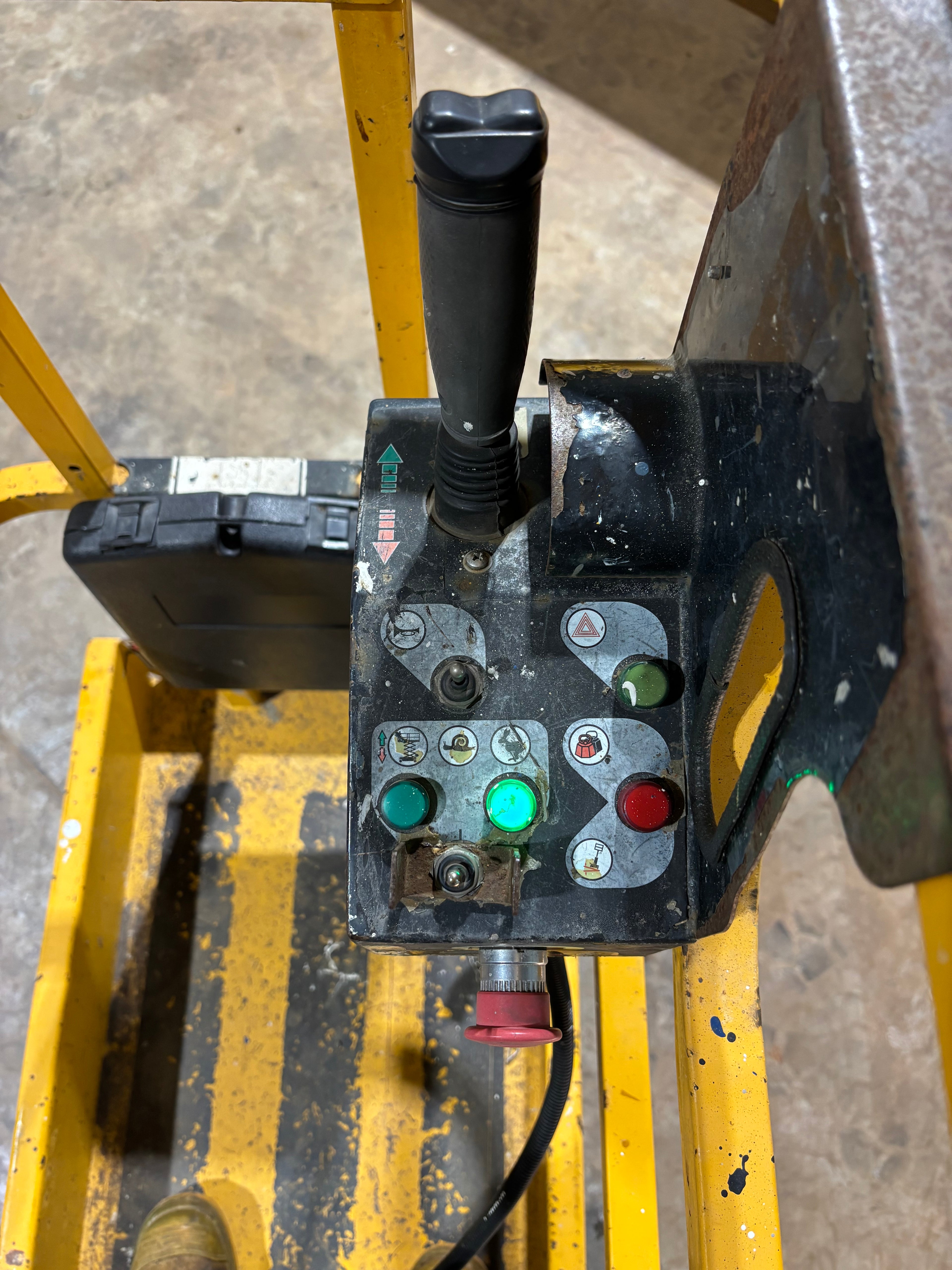 2015 Haulotte Optimum 8 Scissor Lift