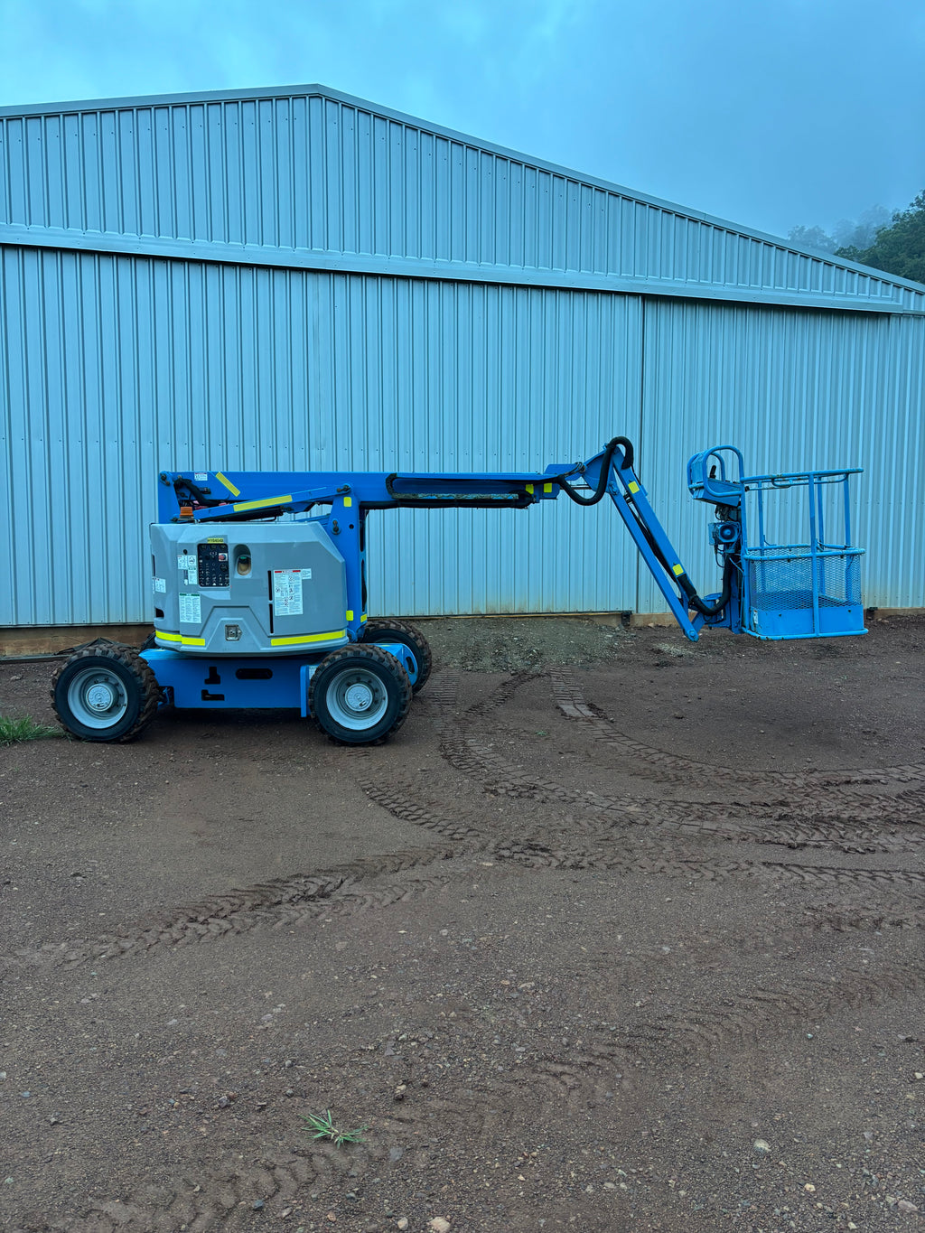 2016 Genie 4x4 EWP Z34/22 Diesel Knuckle Boom Lift
