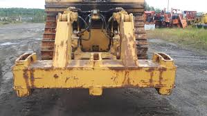 Genuine CAT D8L Quad-Barrel Multi-Shank Ripper Set